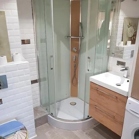 Centre-ville Du Lavandou 350 M De La לה לבאנדו